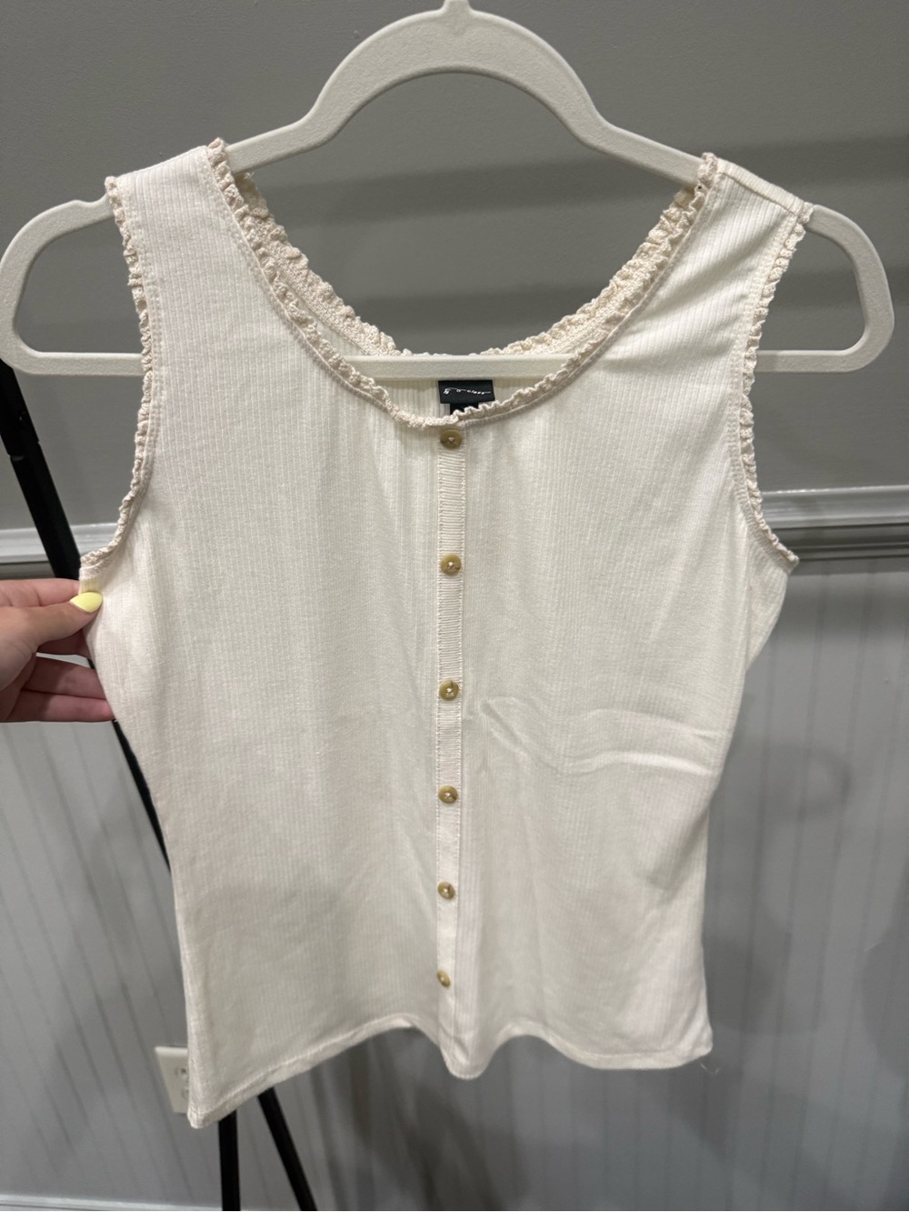 Girls Art Class White Tank Top w/ Ruffle Trim Size XL